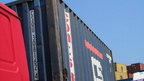 Der Container wird abgeladen 2013